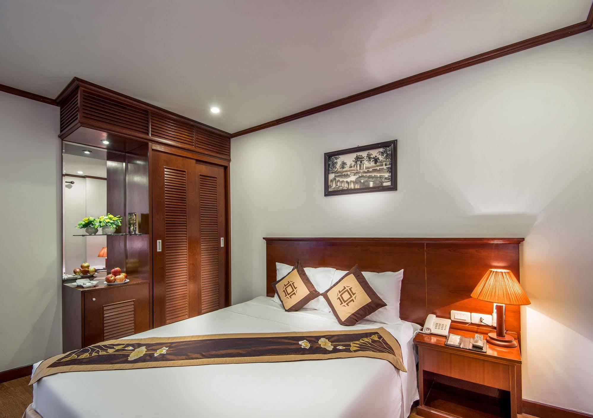 May De Ville Legend Hotel Ханой Экстерьер фото