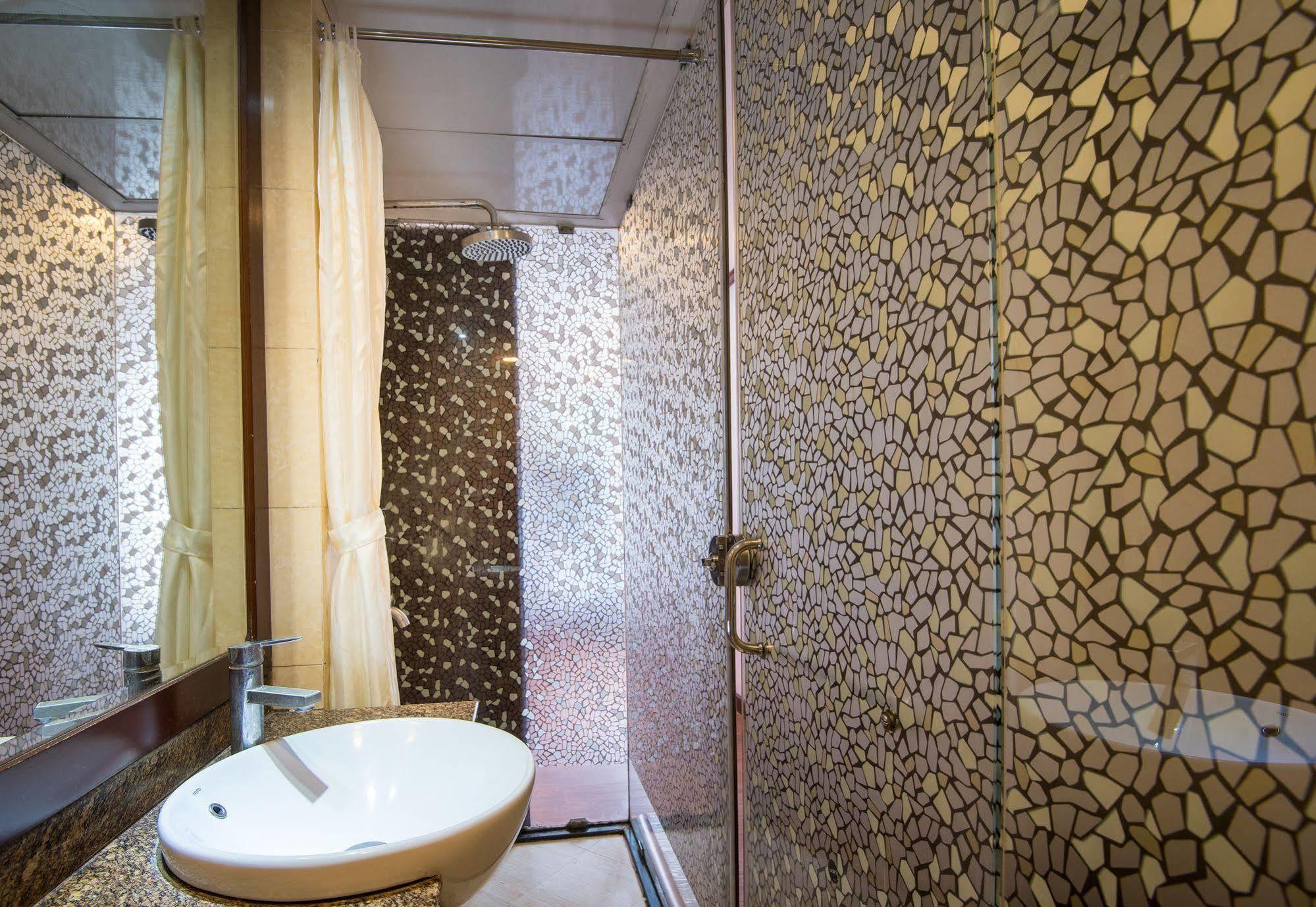 May De Ville Legend Hotel Ханой Экстерьер фото